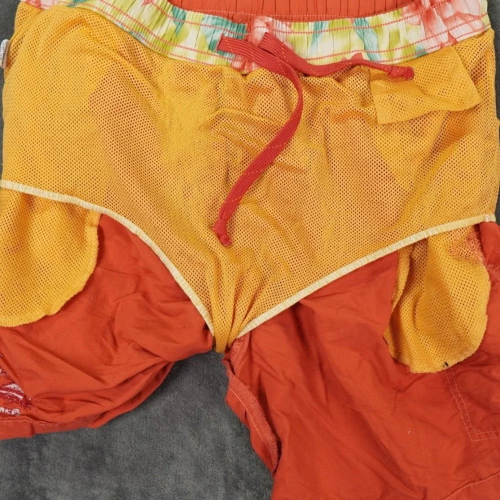 Tommy Bahama these tommy